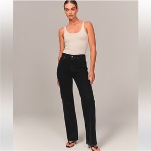 Abercrombie the 90’s Relaxed Jean High Rise Black 26 / 2
